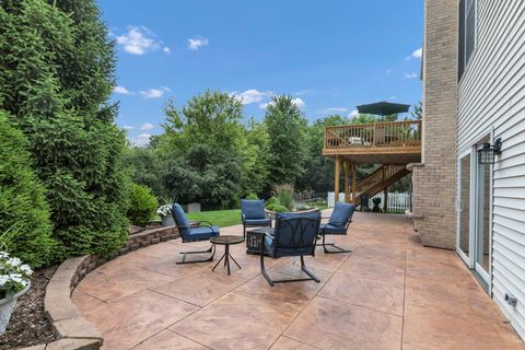 Tiny photo for 1311 Bison Lane, Hoffman Estates, IL 60192 (MLS # 12692427)