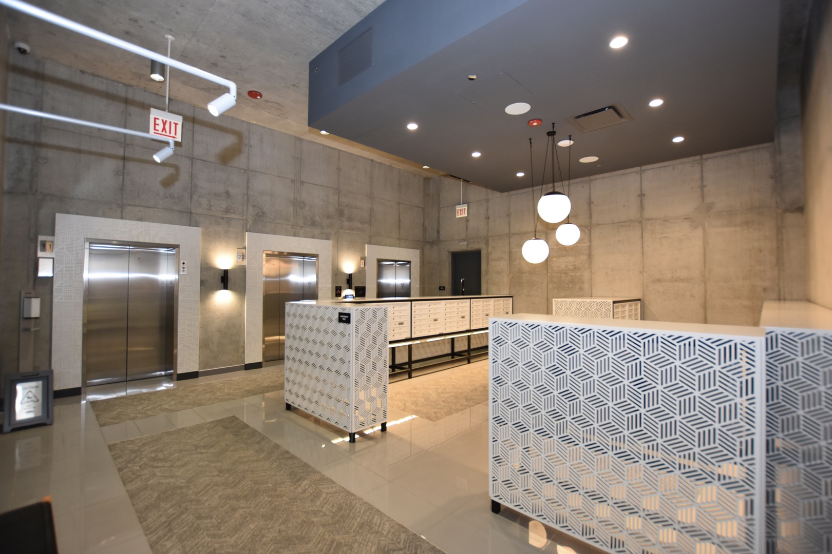 60 E Randolph Street 1303