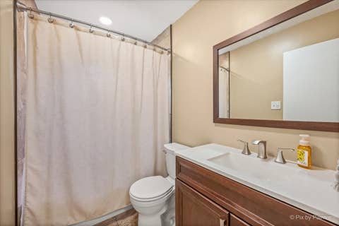 Tiny photo for 43 Grange Road, Elk Grove Village, IL 60007 (MLS # 12730212)