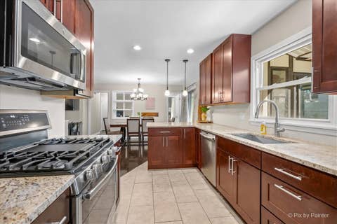Tiny photo for 43 Grange Road, Elk Grove Village, IL 60007 (MLS # 12730212)