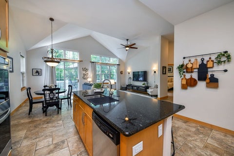Tiny photo for 322 Quarry Ridge Circle, Sugar Grove, IL 60554 (MLS # 12737508)
