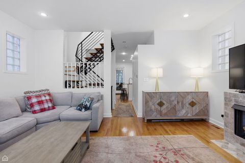 Tiny photo for 2317 N Hamilton Avenue #A, Chicago, IL 60647 (MLS # 12599474)