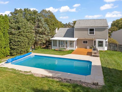 Tiny photo for 2235 Highfield Court, Aurora, IL 60504 (MLS # 12501949)