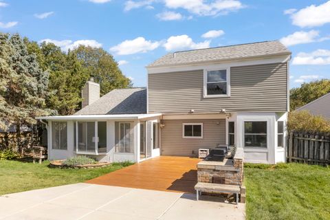 Tiny photo for 2235 Highfield Court, Aurora, IL 60504 (MLS # 12501949)