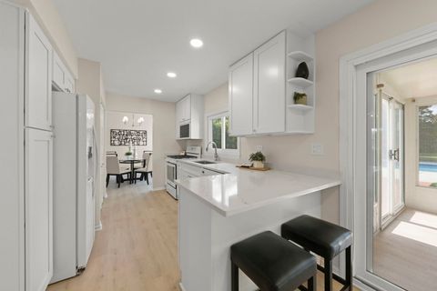 Tiny photo for 2235 Highfield Court, Aurora, IL 60504 (MLS # 12501949)