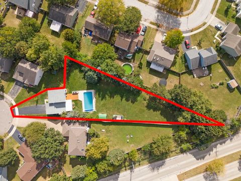 Tiny photo for 2235 Highfield Court, Aurora, IL 60504 (MLS # 12501949)