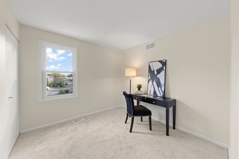 Tiny photo for 2235 Highfield Court, Aurora, IL 60504 (MLS # 12501949)