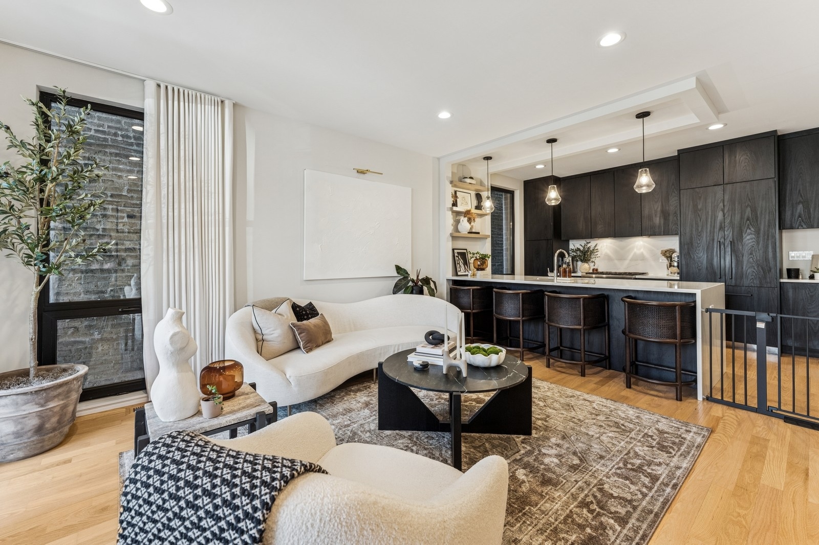 1423 W Huron Street 1