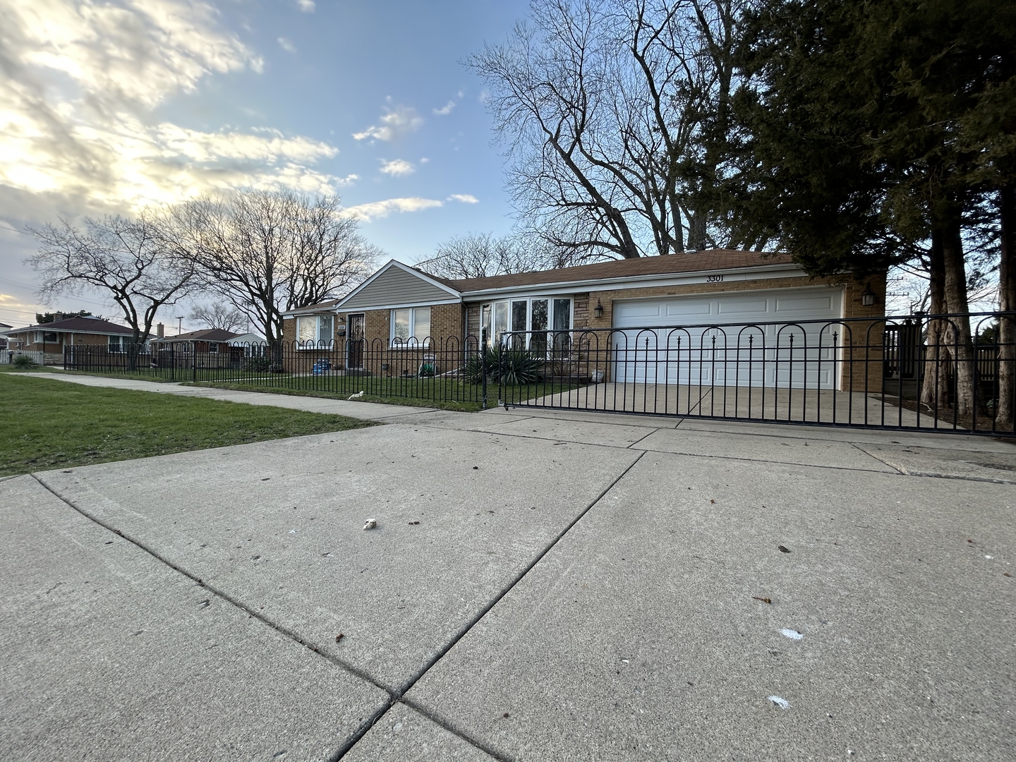 3301 Ernst Street