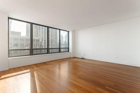 Tiny photo for 600 N Lake Shore Drive #2707, Chicago, IL 60611 (MLS # 12509481)