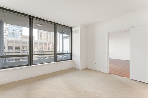 Tiny photo for 600 N Lake Shore Drive #2707, Chicago, IL 60611 (MLS # 12509481)