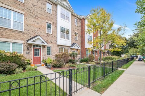 Photo of 1621 Church Street, Evanston, IL 60201 (MLS # 12496919) Photo of 1621 Church Street, Evanston, IL 60201 (MLS # 12496919)