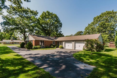 Tiny photo for 914 Hastings Drive, Bloomington, IL 61701 (MLS # 12748230)