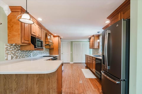 Tiny photo for 914 Hastings Drive, Bloomington, IL 61701 (MLS # 12748230)