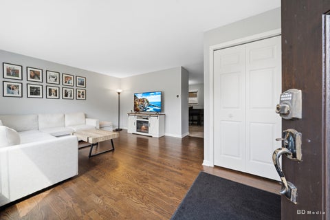 Tiny photo for 16150 Pamela Court, Oak Forest, IL 60452 (MLS # 12733131)