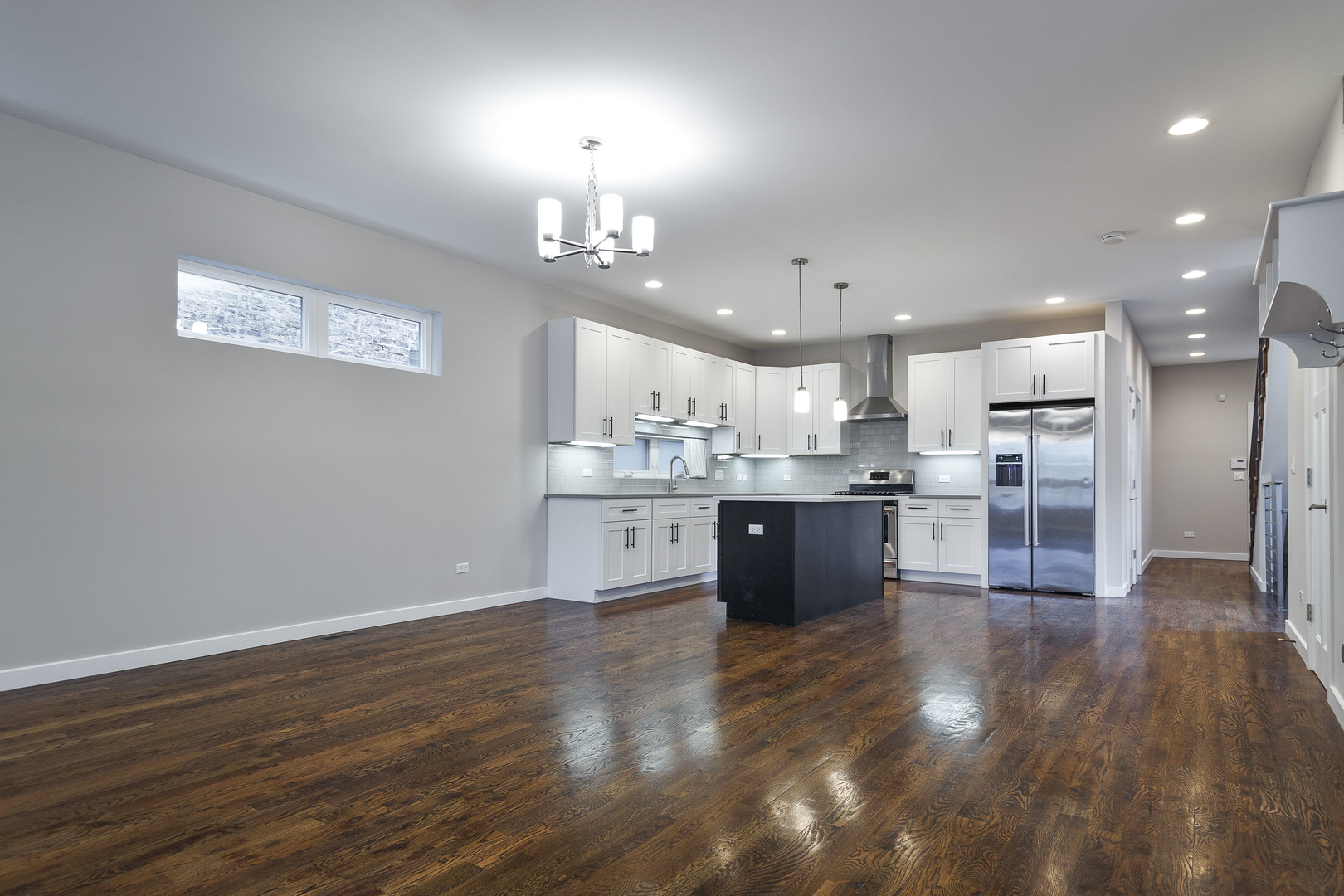 2342 N Hamlin Avenue