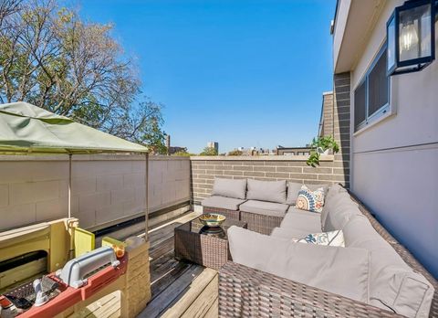 Tiny photo for 6213 S Ellis Avenue, Chicago, IL 60637 (MLS # 12504260)