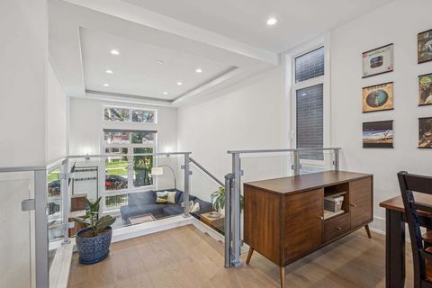 Tiny photo for 6213 S Ellis Avenue, Chicago, IL 60637 (MLS # 12504260)