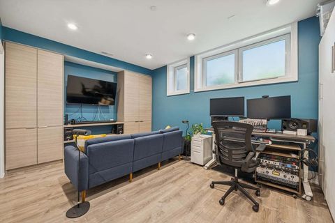 Tiny photo for 6213 S Ellis Avenue, Chicago, IL 60637 (MLS # 12504260)
