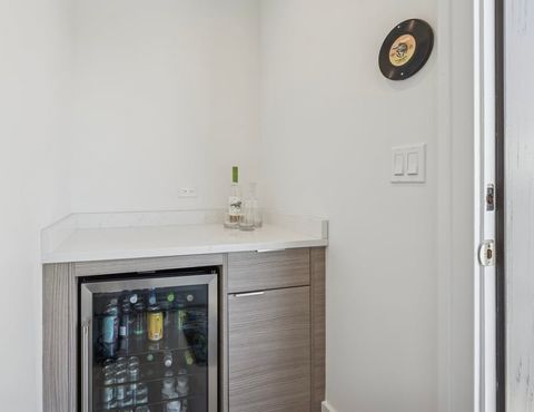 Tiny photo for 6213 S Ellis Avenue, Chicago, IL 60637 (MLS # 12504260)