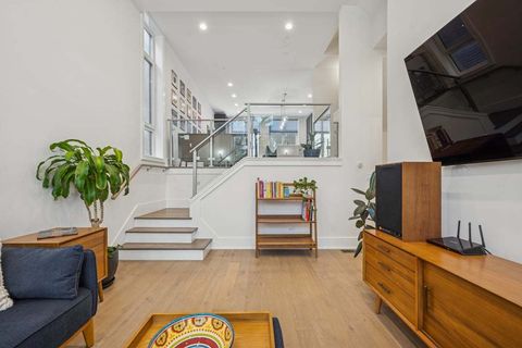 Tiny photo for 6213 S Ellis Avenue, Chicago, IL 60637 (MLS # 12504260)