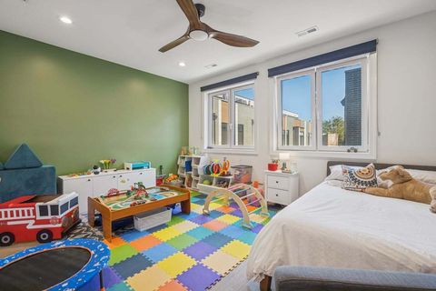 Tiny photo for 6213 S Ellis Avenue, Chicago, IL 60637 (MLS # 12504260)