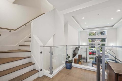 Tiny photo for 6213 S Ellis Avenue, Chicago, IL 60637 (MLS # 12504260)