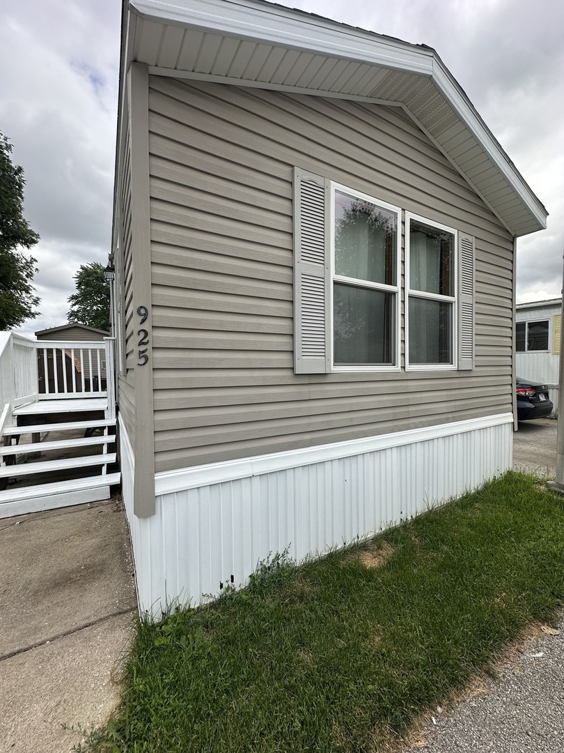 8800 S Harlem Avenue 925