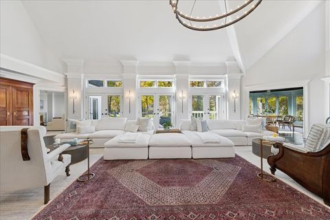 Tiny photo for 166 N Buckley Road, Barrington Hills, IL 60010 (MLS # 12374133)