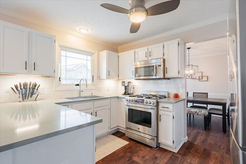 Tiny photo for 607 Old Farm Road, Bloomington, IL 61704 (MLS # 12540144)