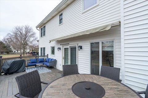 Tiny photo for 607 Old Farm Road, Bloomington, IL 61704 (MLS # 12540144)