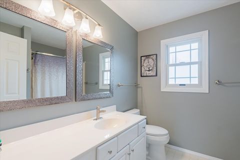 Tiny photo for 607 Old Farm Road, Bloomington, IL 61704 (MLS # 12540144)