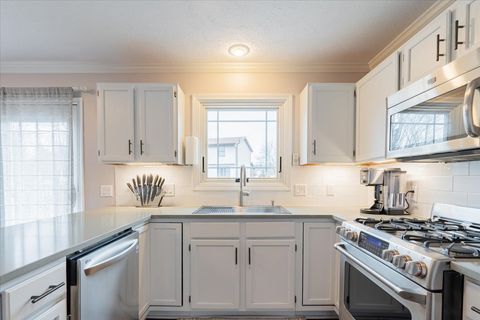 Tiny photo for 607 Old Farm Road, Bloomington, IL 61704 (MLS # 12540144)