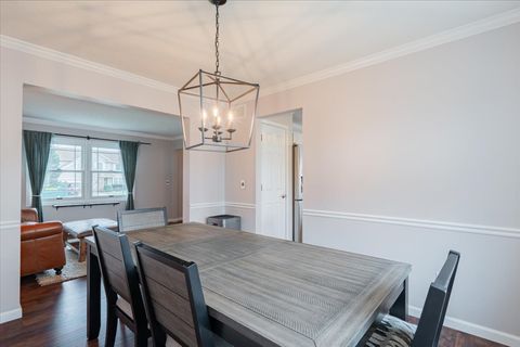 Tiny photo for 607 Old Farm Road, Bloomington, IL 61704 (MLS # 12540144)