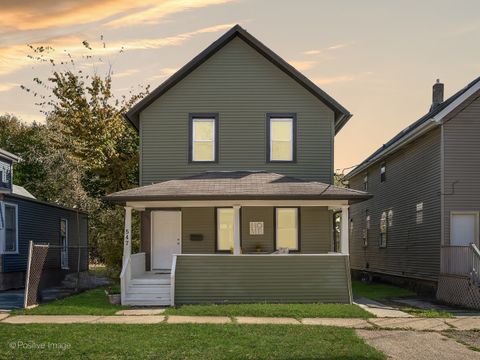 Photo of 547 S Martin Luther King Jr Avenue, Waukegan, IL 60085 (MLS # 12640480)