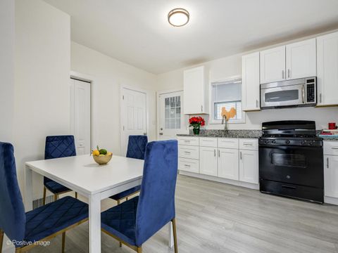 Tiny photo for 547 S Martin Luther King Jr Avenue, Waukegan, IL 60085 (MLS # 12640480)