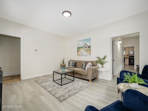 Tiny photo for 547 S Martin Luther King Jr Avenue, Waukegan, IL 60085 (MLS # 12640480)