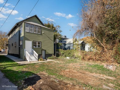 Tiny photo for 547 S Martin Luther King Jr Avenue, Waukegan, IL 60085 (MLS # 12640480)