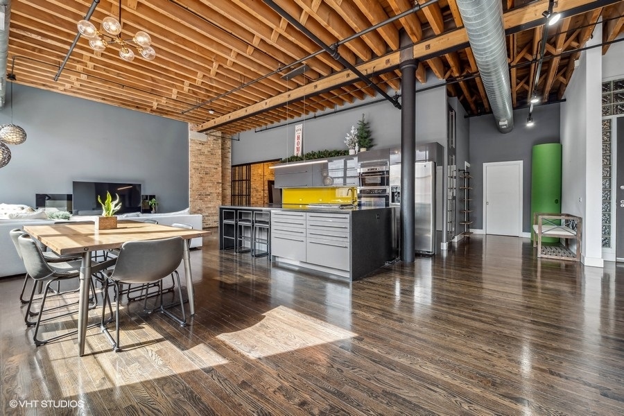 420 W Grand Avenue 2H