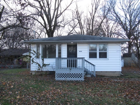 Photo of 4610 W Redbud Drive, Peoria, IL 61604 (MLS # 12456266)