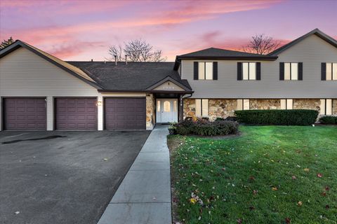 Photo of 1518 Harbour Court #A1, Schaumburg, IL 60193 (MLS # 12512927)