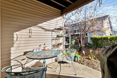 Tiny photo for 1518 Harbour Court #A1, Schaumburg, IL 60193 (MLS # 12512927)