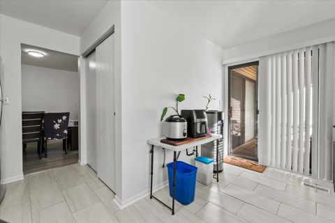 Tiny photo for 1518 Harbour Court #A1, Schaumburg, IL 60193 (MLS # 12512927)