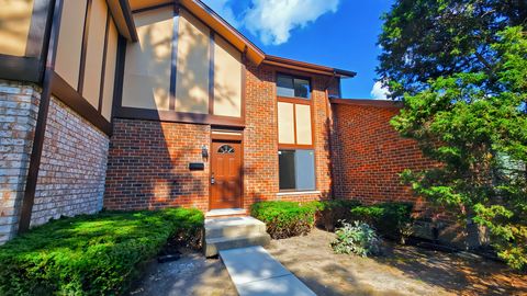 Photo of 18W152 16th Street, Villa Park, IL 60181 (MLS # 12471965)