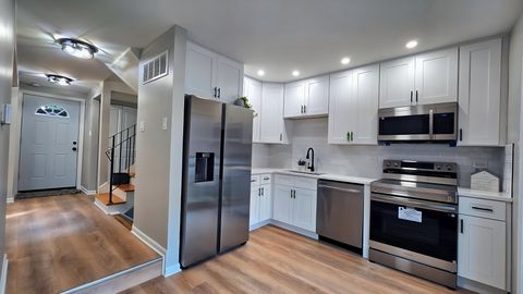 Tiny photo for 18W152 16th Street, Villa Park, IL 60181 (MLS # 12471965)