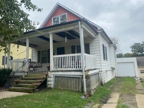 Photo of 603 S Clinton Street, Bloomington, IL 61701 (MLS # 12785820)