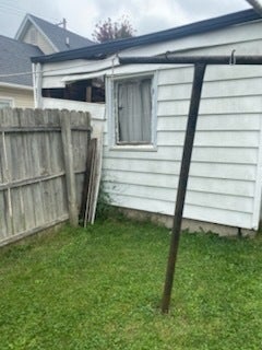 Tiny photo for 603 S Clinton Street, Bloomington, IL 61701 (MLS # 12785820)