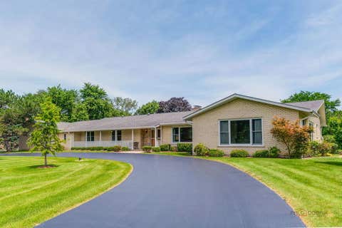Photo of 3 Old Coach Drive, South Barrington, IL 60010 (MLS # 12696650)