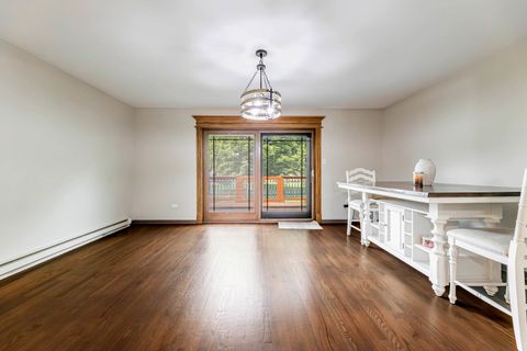 Tiny photo for 7546 S Cork Avenue, Justice, IL 60458 (MLS # 12668635)