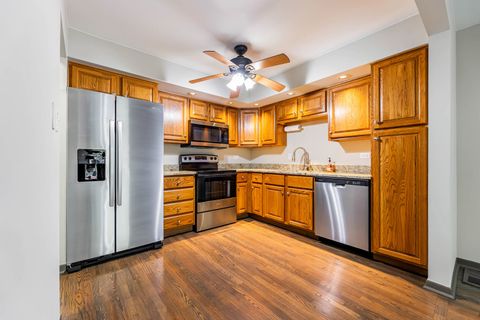 Tiny photo for 7546 S Cork Avenue, Justice, IL 60458 (MLS # 12668635)